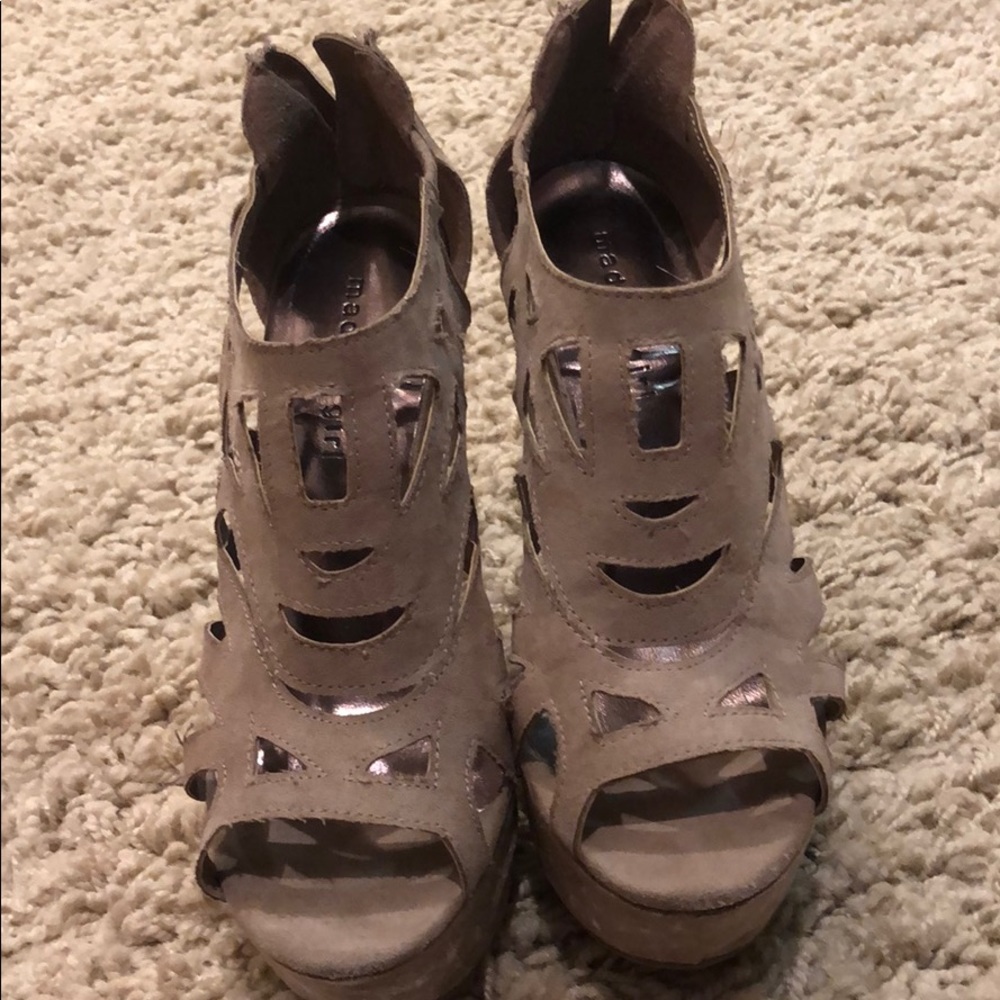 Madden Girl Wedges